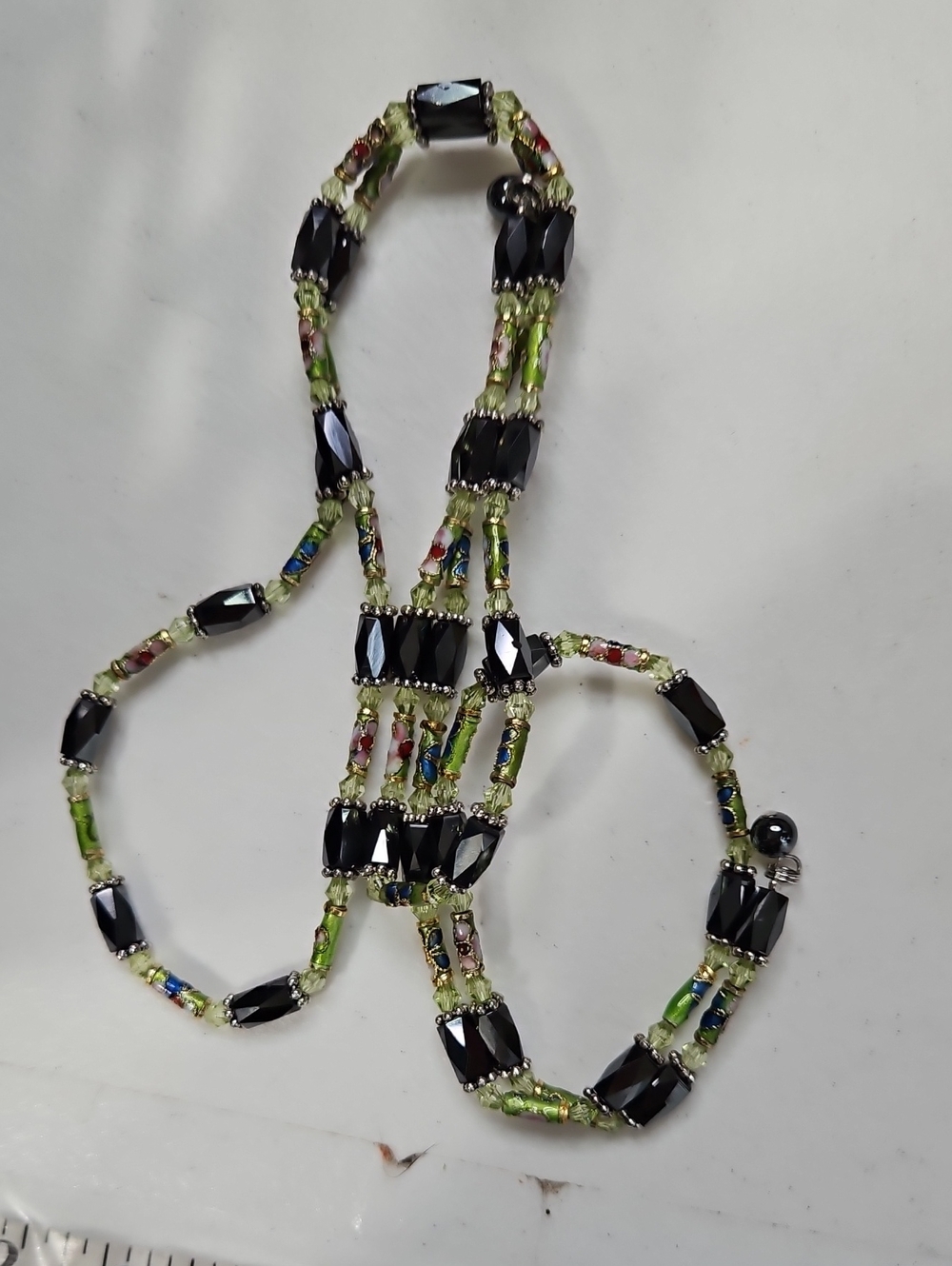 36 inch hematite magnetic lariat in green